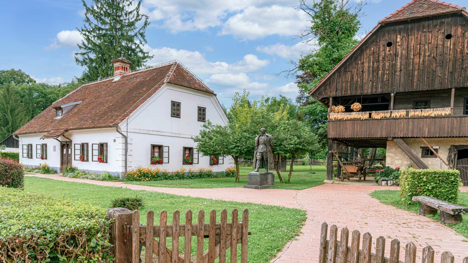 Jesen u Zagorju: Termalne banje i dvorci s pričama